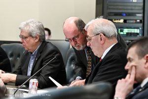 Senate Judiciary OKs bill to regulate kratom, delta-8 THC